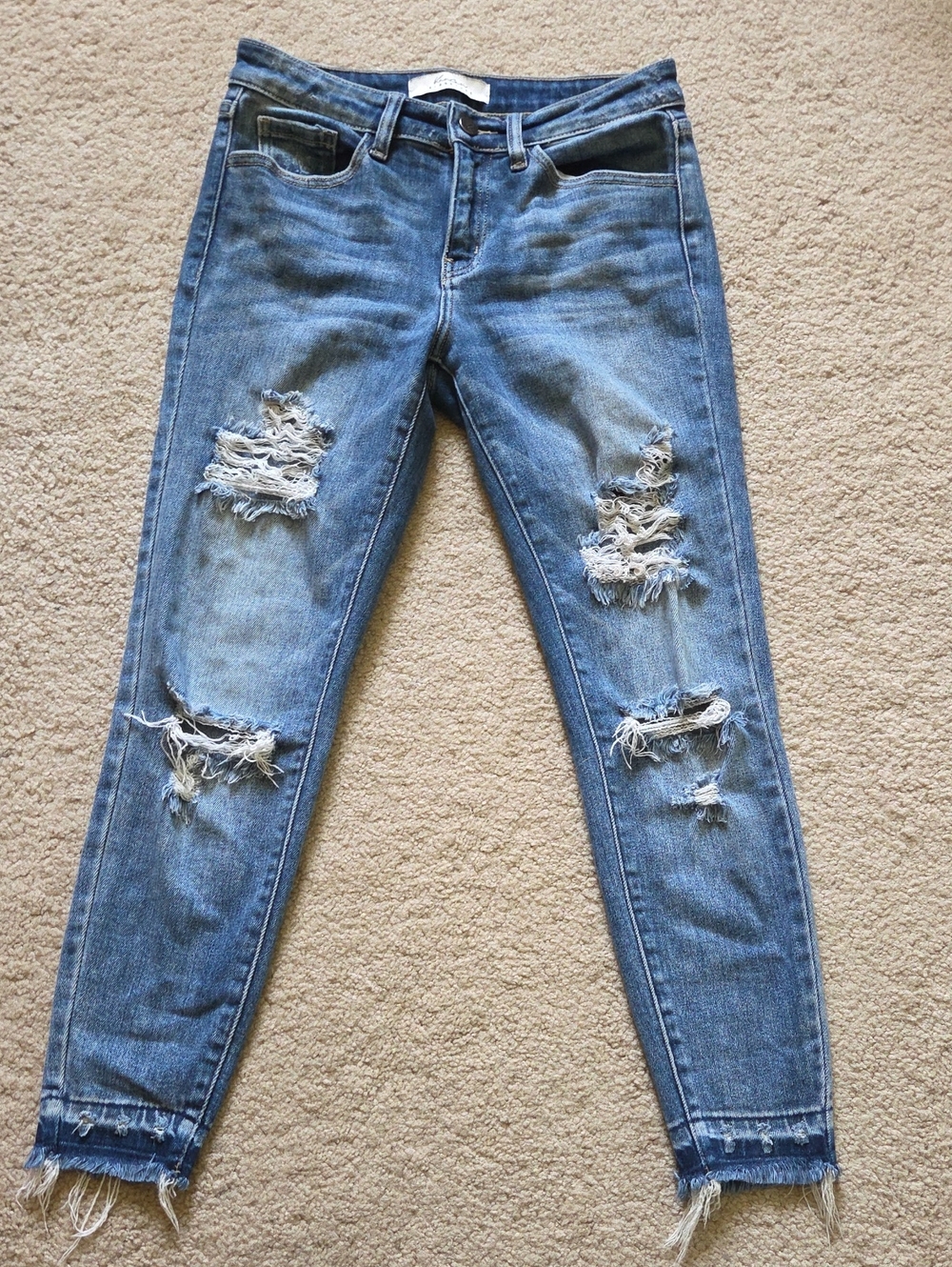 Kancan Signature Distressed Skinny Jeans
